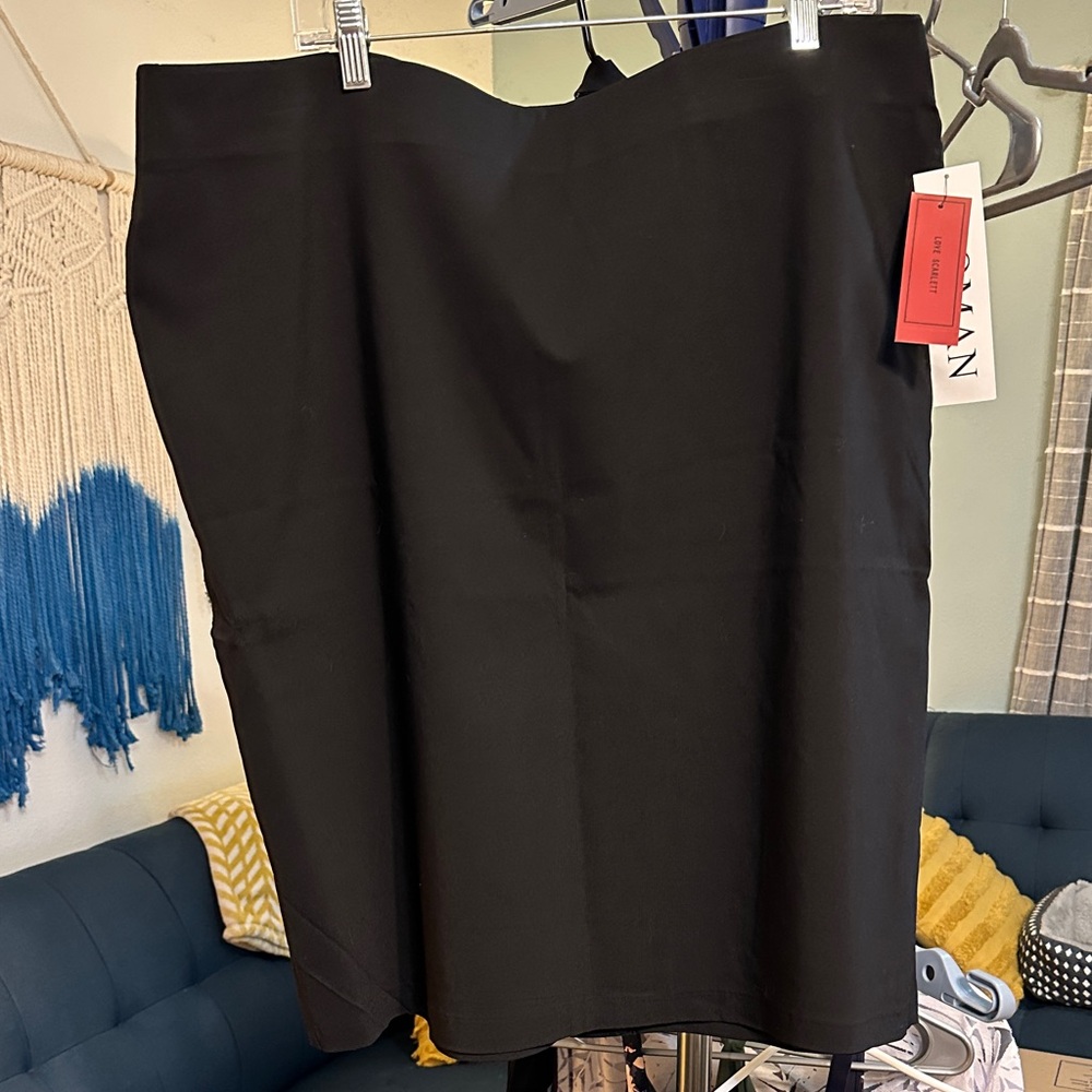 Chic Black Pencil Skirt